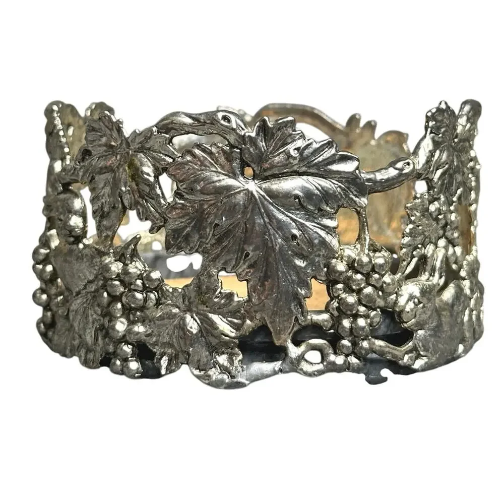Vintage Arthur Court repousse wine coaster grapevine rabbits pewter cork marble